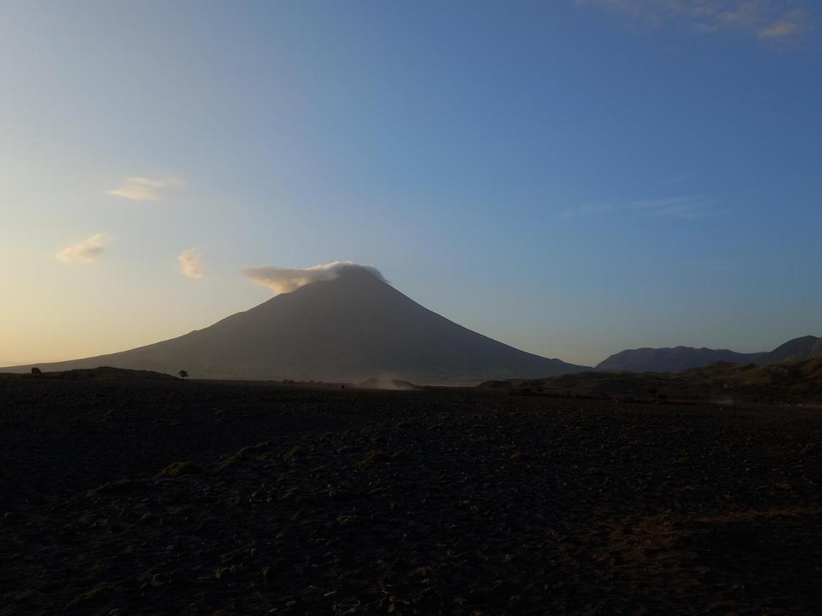 Lake Natron Maasai Guesthouse Mtowabaga Eksteriør billede